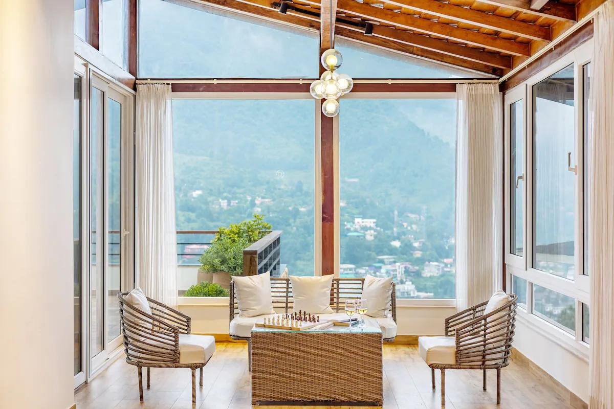ELIVAAS Antarmann Casa Zenith (6-BHK) x Solis Nature
