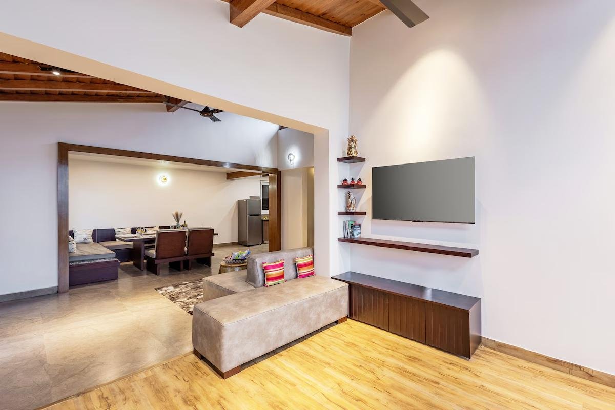 ELIVAAS Antarmann Casa Zenith (6-BHK) x Solis Nature