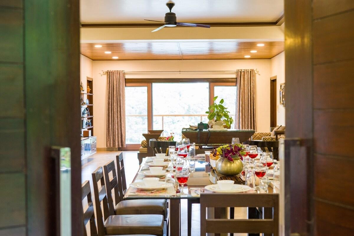 ELIVAAS Lakeview Manor 4 BHK x Solis Nature