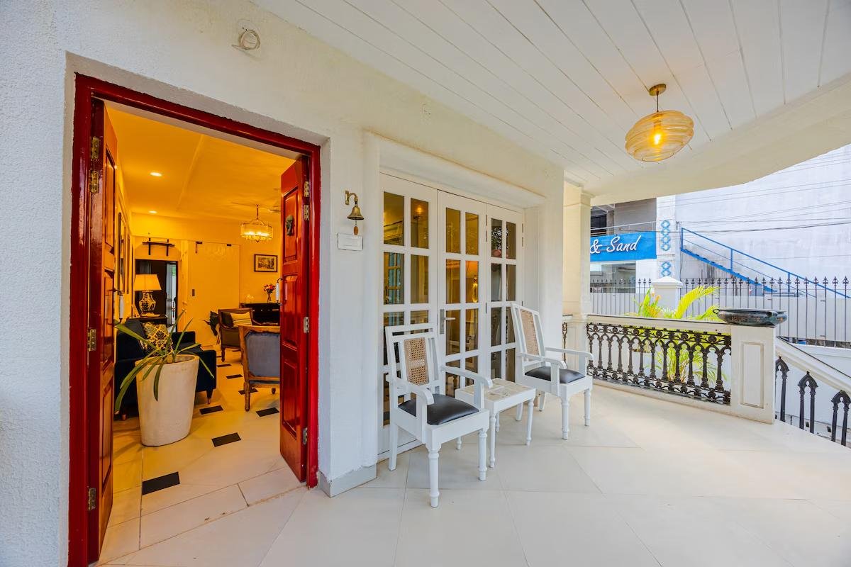 ELIVAAS Casa Boa Vida 3BHK x Solis Nature