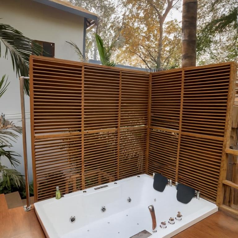 Coco Treehouse- pvt jacuzzi x Solis Nature