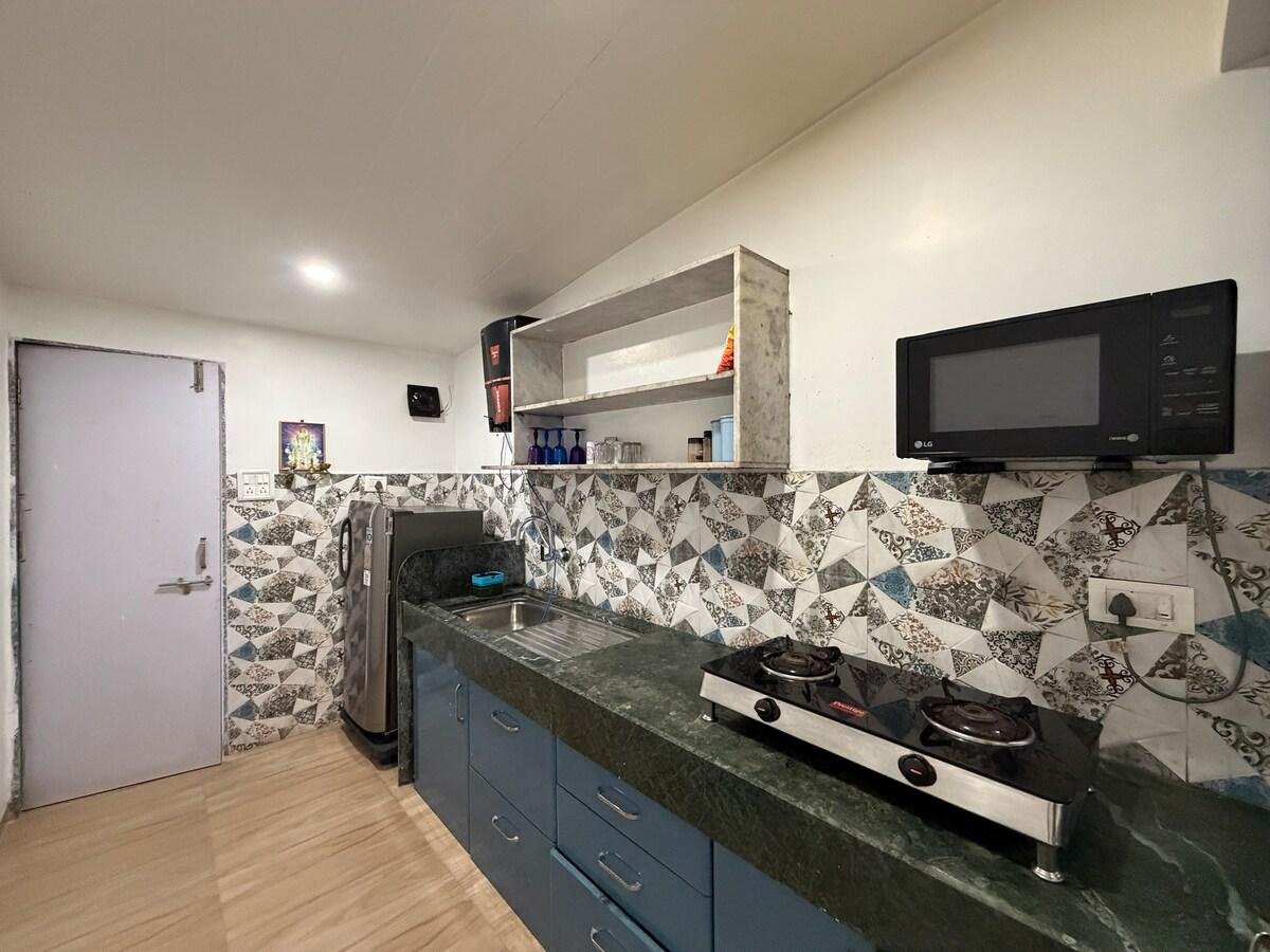 Estrella-2bhk-pool-stargazin-glasroom-ElixirHomes x Solis Nature