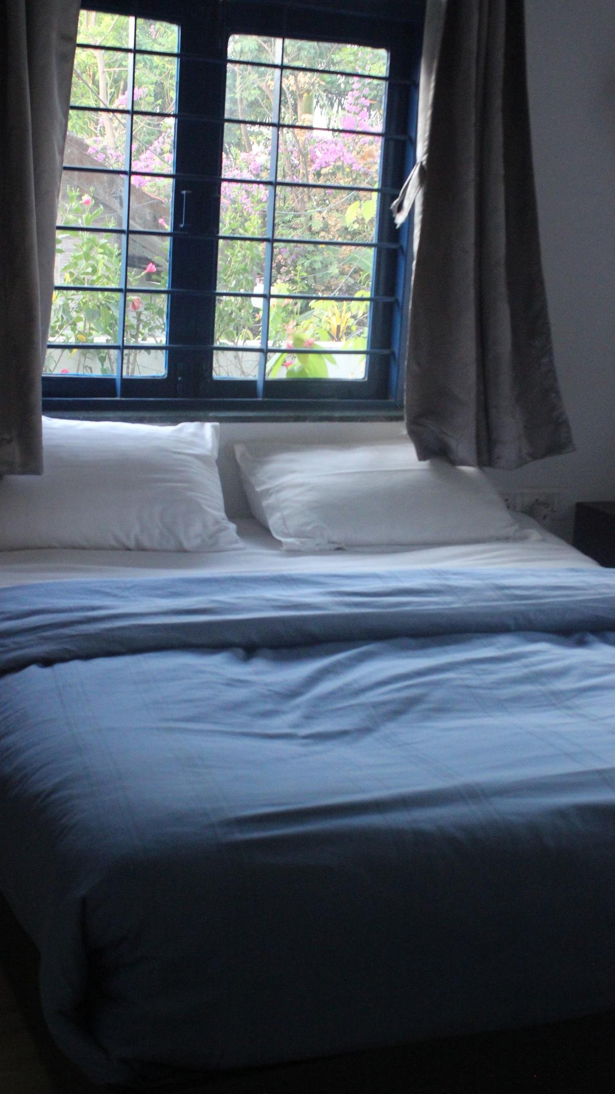 Estrella-2bhk-pool-stargazin-glasroom-ElixirHomes x Solis Nature