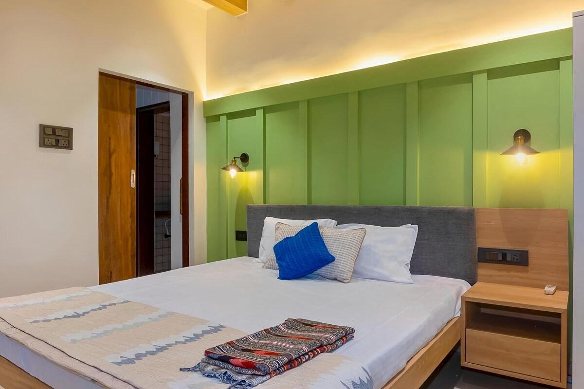 Green Leaf Villa Alibaug x Solis Nature