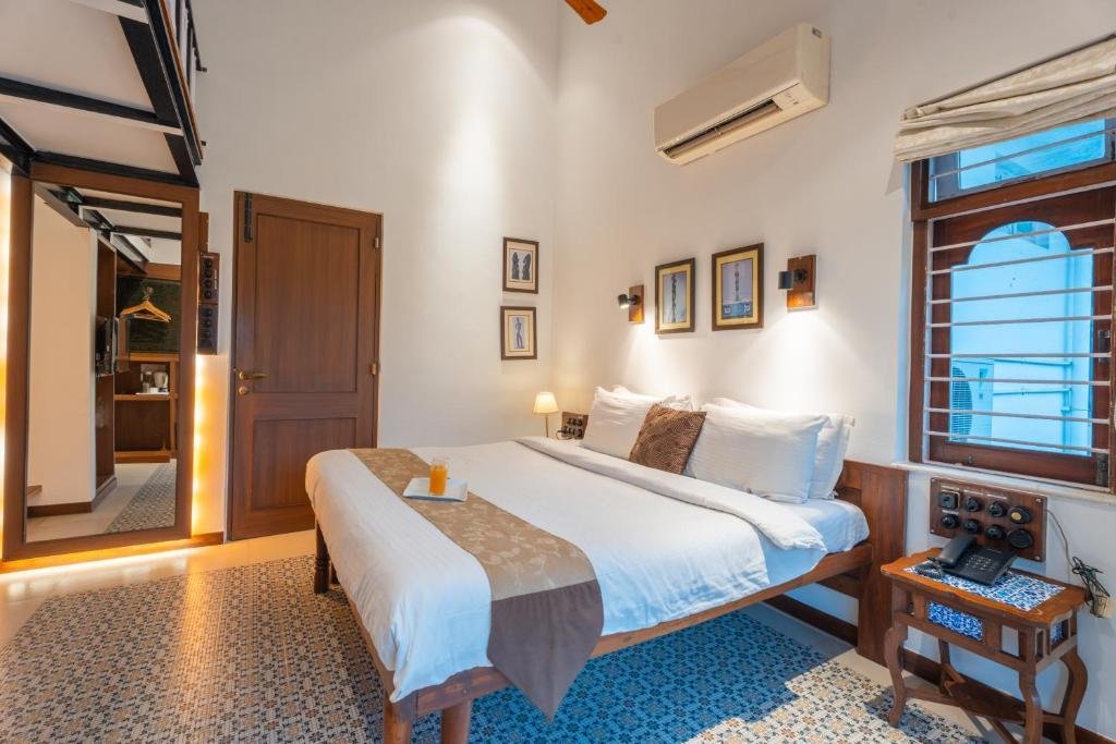 The Twin Arch Villa Lonavala x Solis Nature