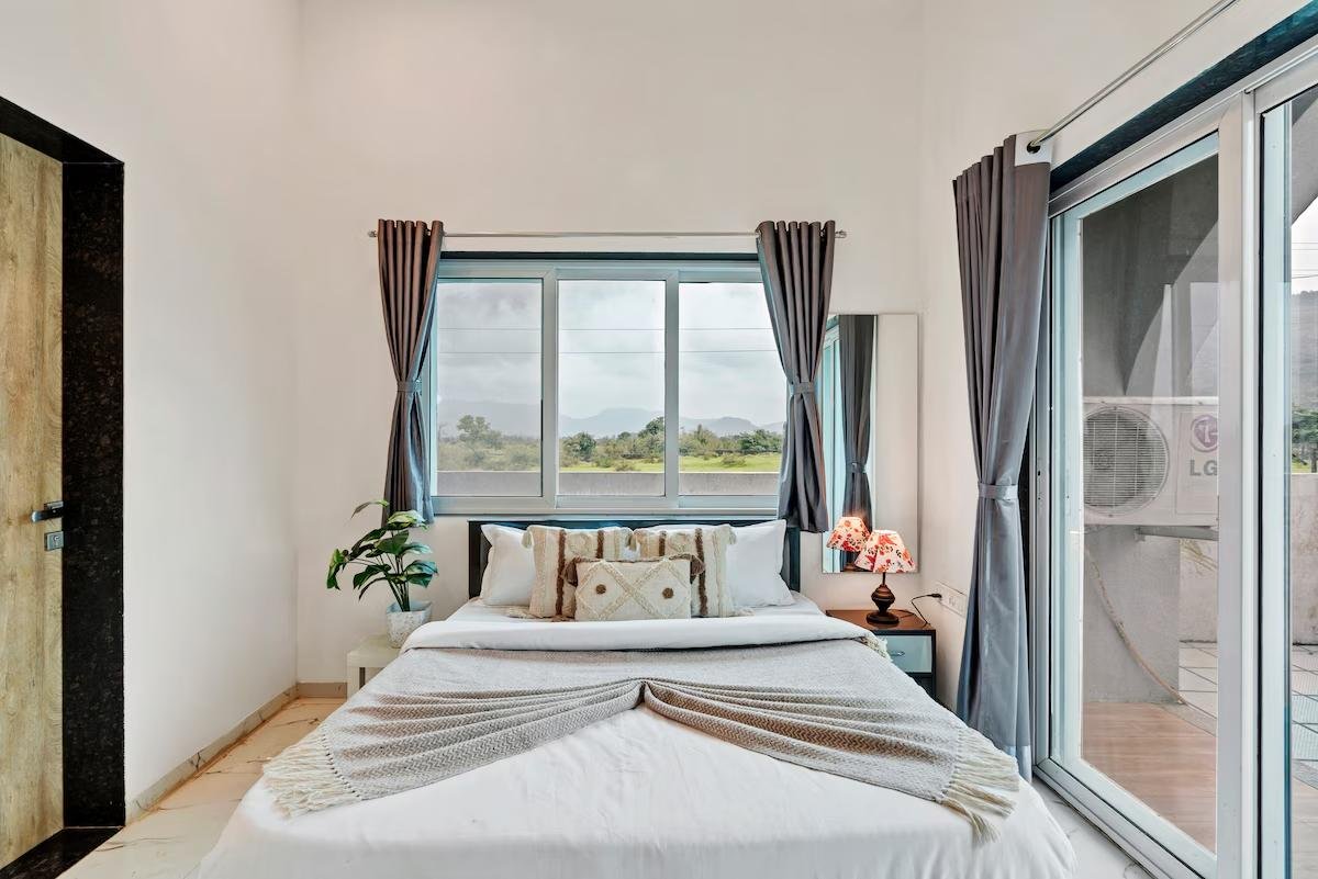 Novaara Villa  - 5BHK Villa Lonavala x Solis Nature