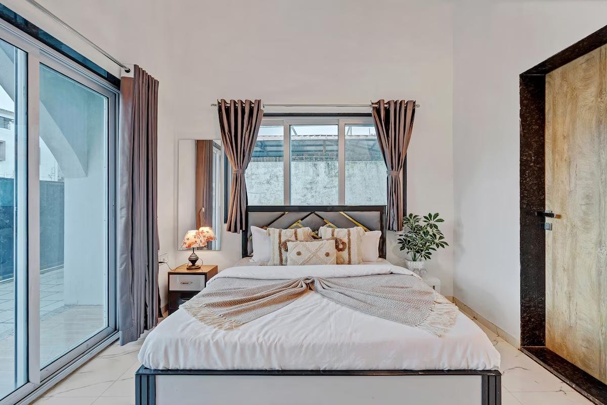 Novaara Villa  - 5BHK Villa Lonavala x Solis Nature