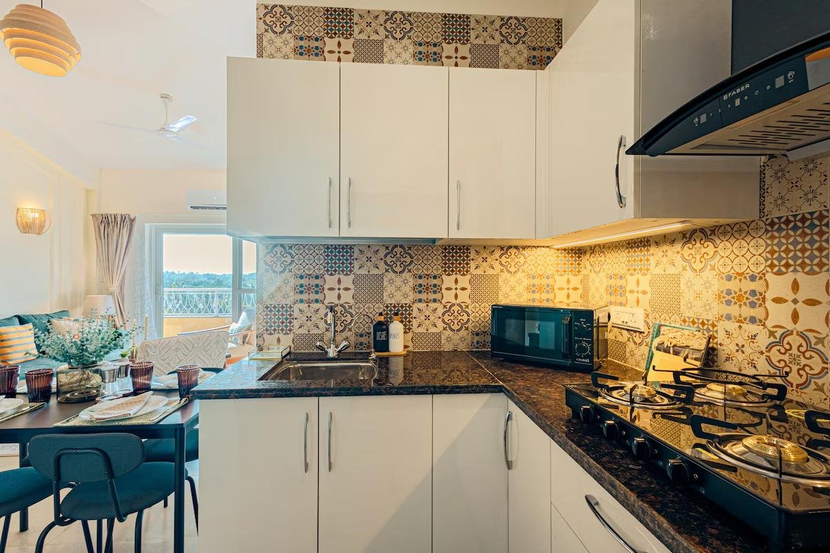 Alaya Stays Veera Marina 2-BHK Apartment x Solis Nature