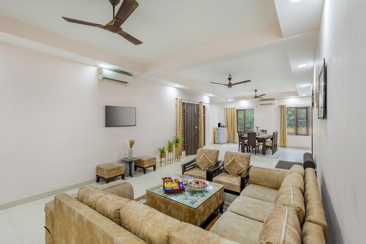 Alaya Stays Ashirwad Farms 5 bhk x Solis Nature