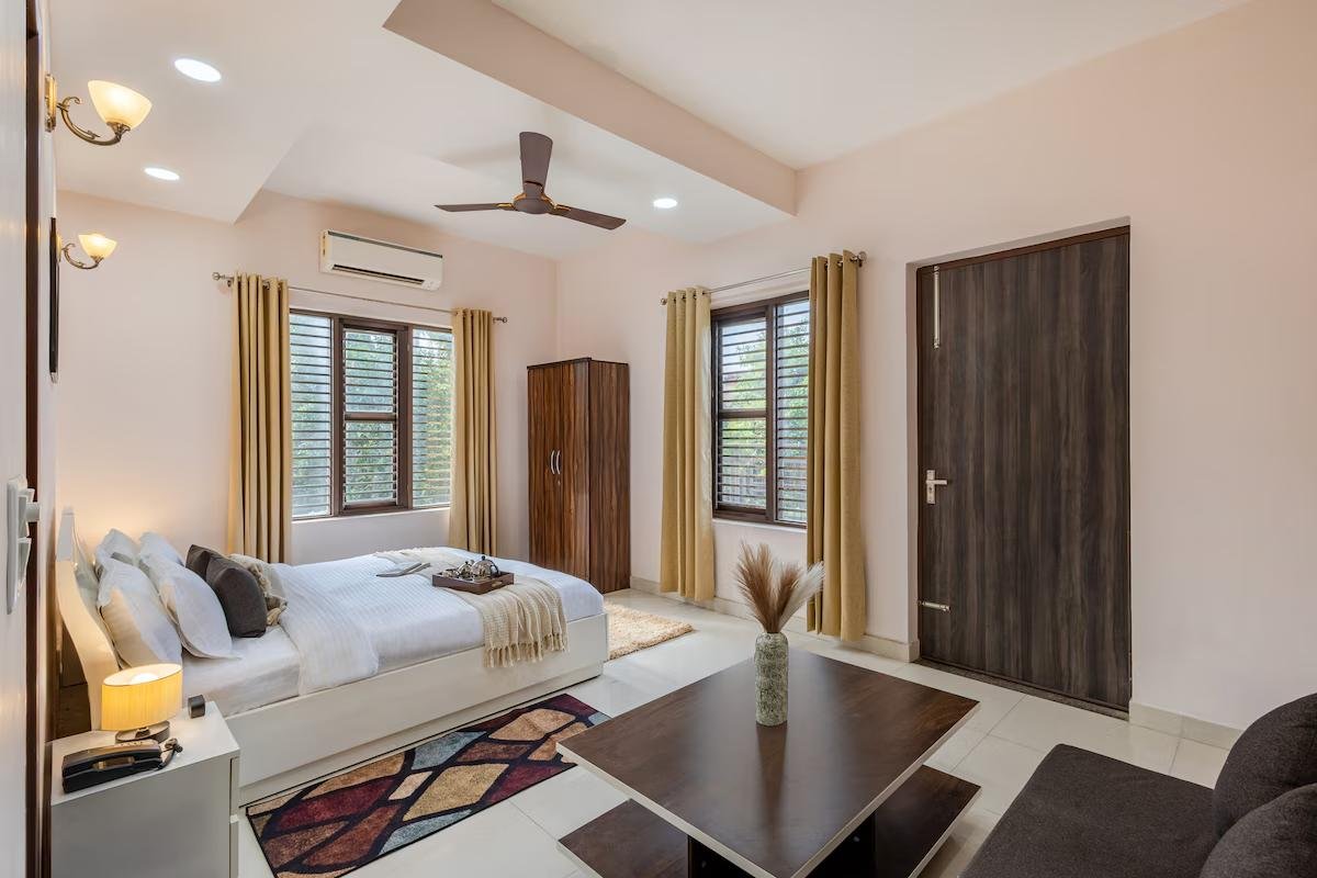 Alaya Stays Ashirwad Farms 5 bhk x Solis Nature