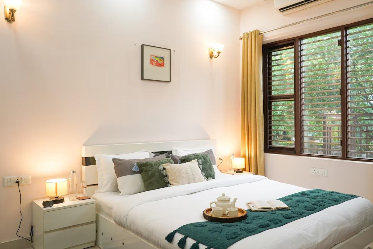 Alaya Stays Ashirwad Farms 5 bhk x Solis Nature