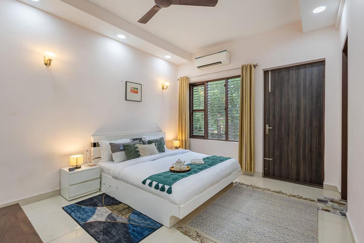 Alaya Stays Ashirwad Farms 5 bhk x Solis Nature