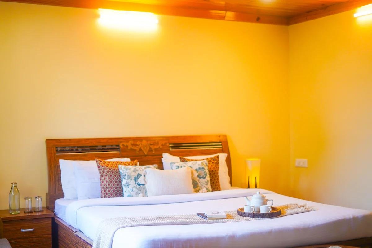 Alaya Stays Harmony 2 bhk x Solis Nature