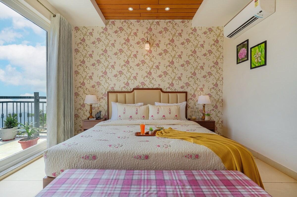 2-BHK W/Attic, Outdoor Seating & Views x Solis Nature