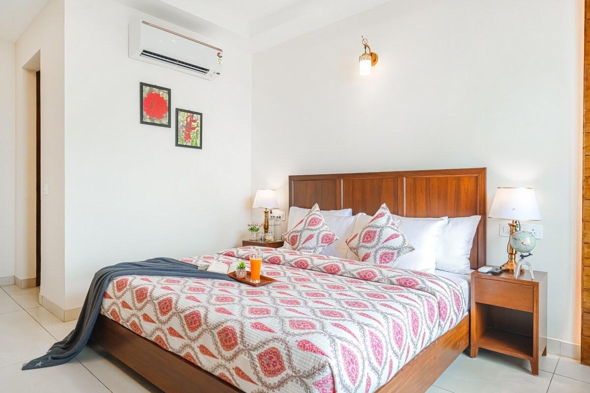 2-BHK W/Attic, Outdoor Seating & Views x Solis Nature