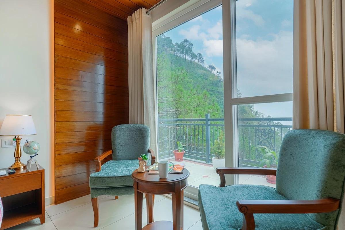 2-BHK W/Attic, Outdoor Seating & Views x Solis Nature