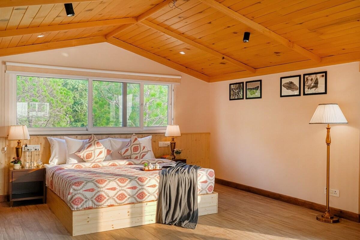 2-BHK W/Attic, Outdoor Seating & Views x Solis Nature
