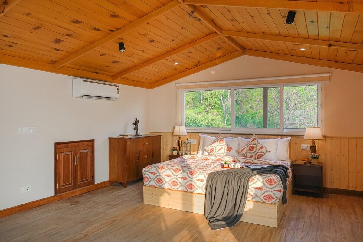 2-BHK W/Attic, Outdoor Seating & Views x Solis Nature