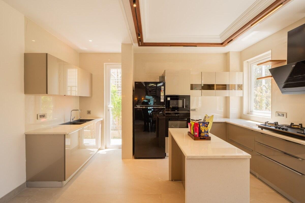 Luxe Villa W/ Heated Pool, Jacuzzi & Steam Room x Solis Nature