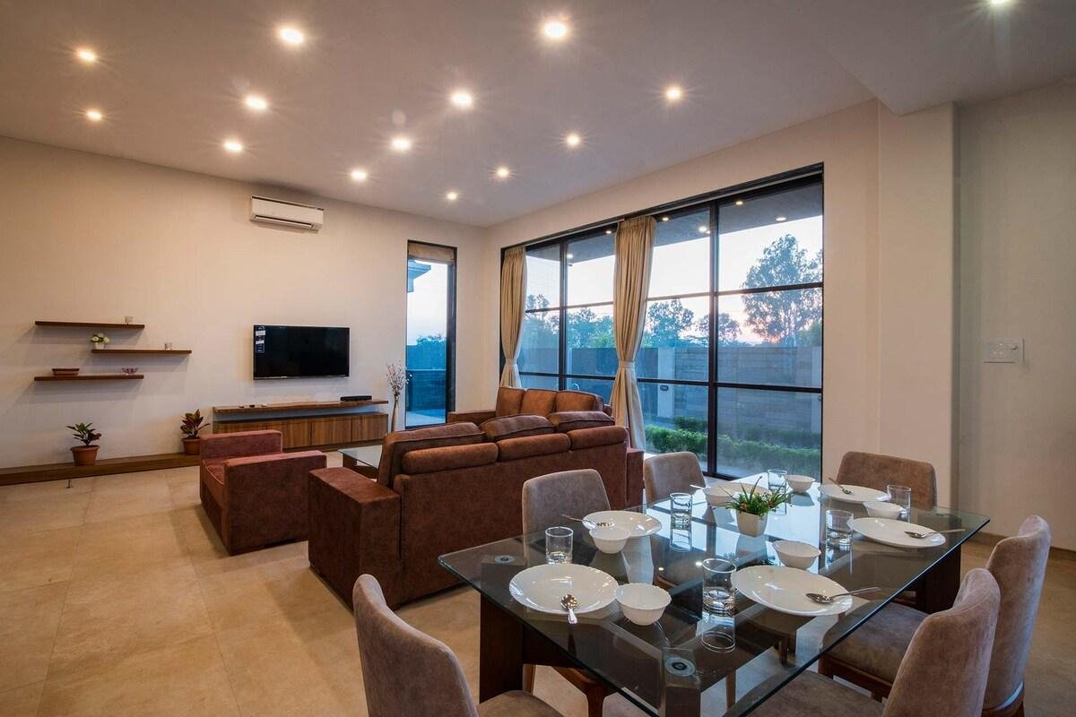 Affronia Villa Lonavala, Maharashtra x Solis Nature