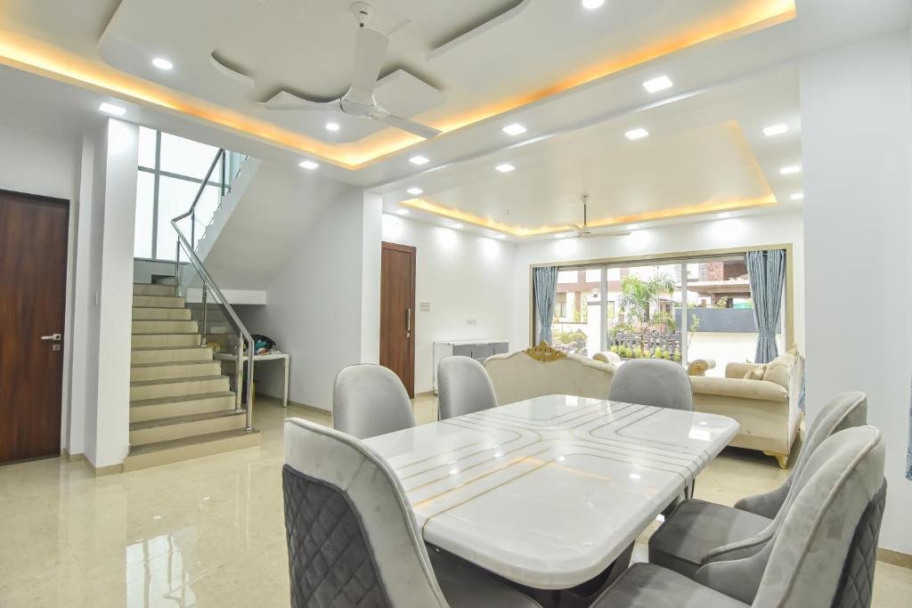 Pearl Paradise Villa Lonavala, Maharashtra x Solis Nature