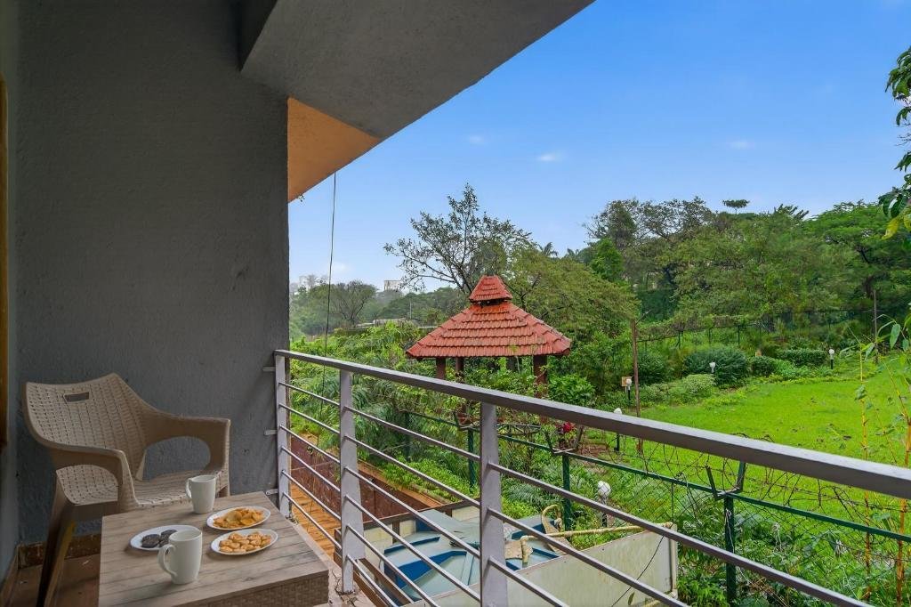 Villa Valencia Lonavala, Maharashtra x Solis Nature
