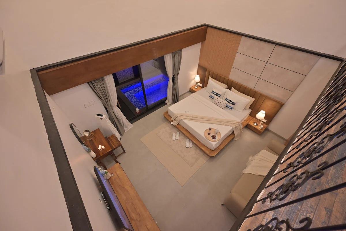 Cozy Cove Lonavala, Maharashtra x Solis Nature