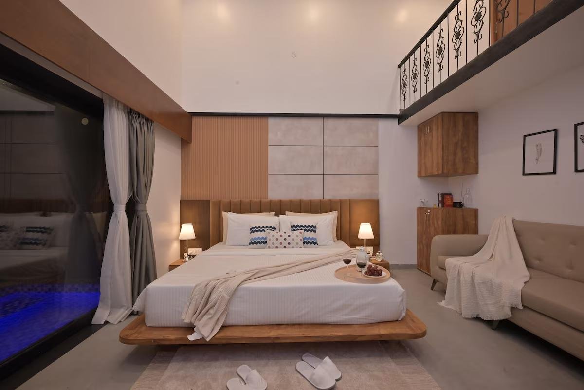 Cozy Cove Lonavala, Maharashtra x Solis Nature