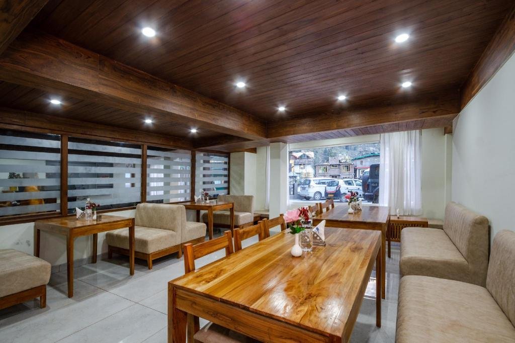Tripli Hotels Drilbu Manali x Solis Nature