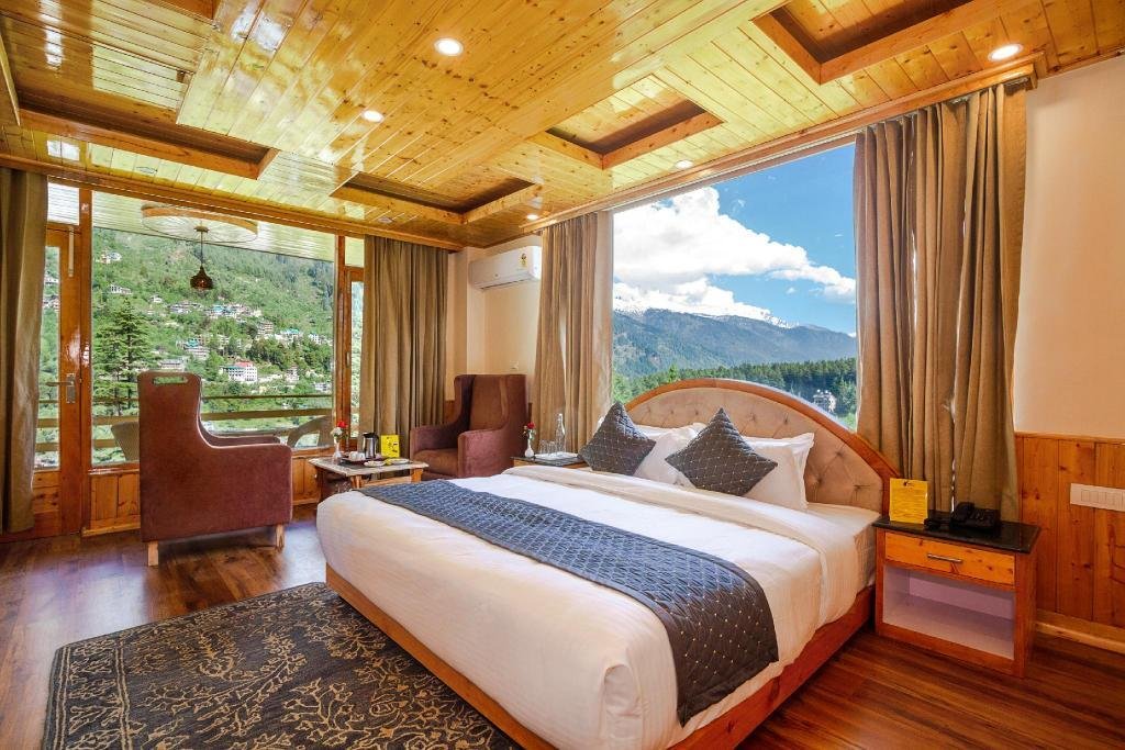 Tripli Hotels Namaste Manali x Solis Nature