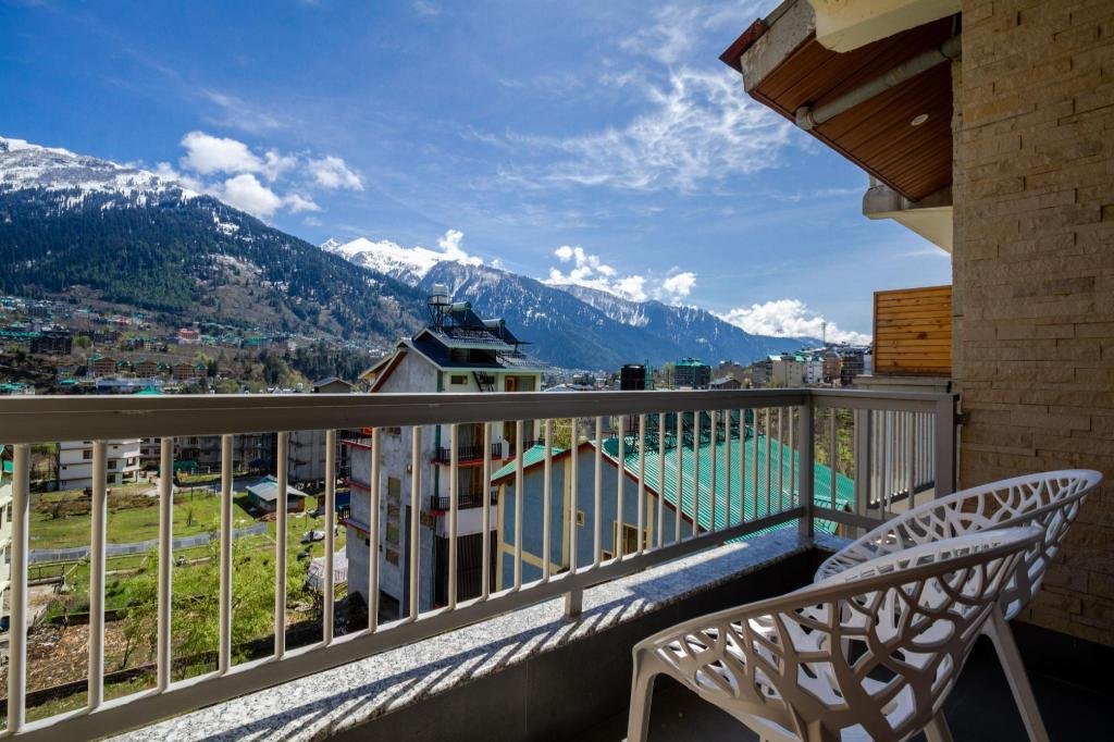 Tripli Hotels Meraki Khang Manali x Solis Nature