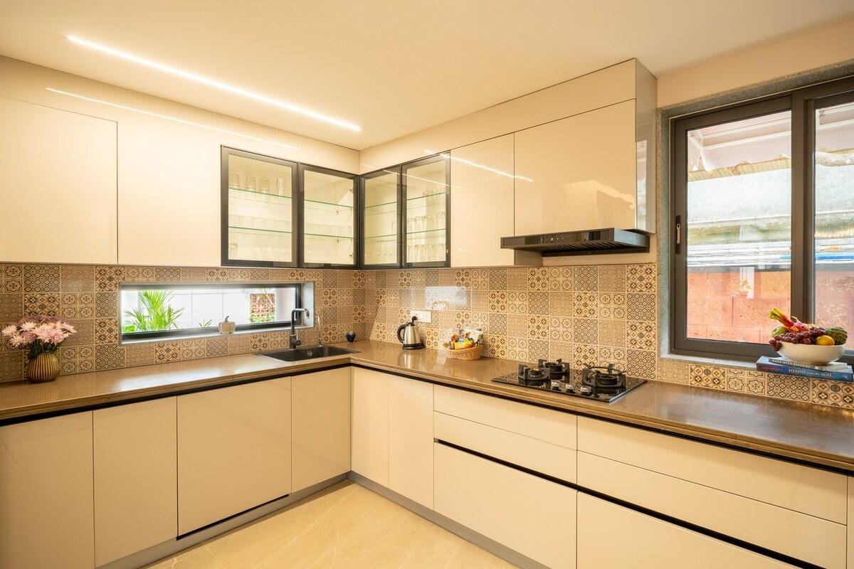 ELIVAAS Cloud 7 Tropical (Villa No 6) x Solis Nature