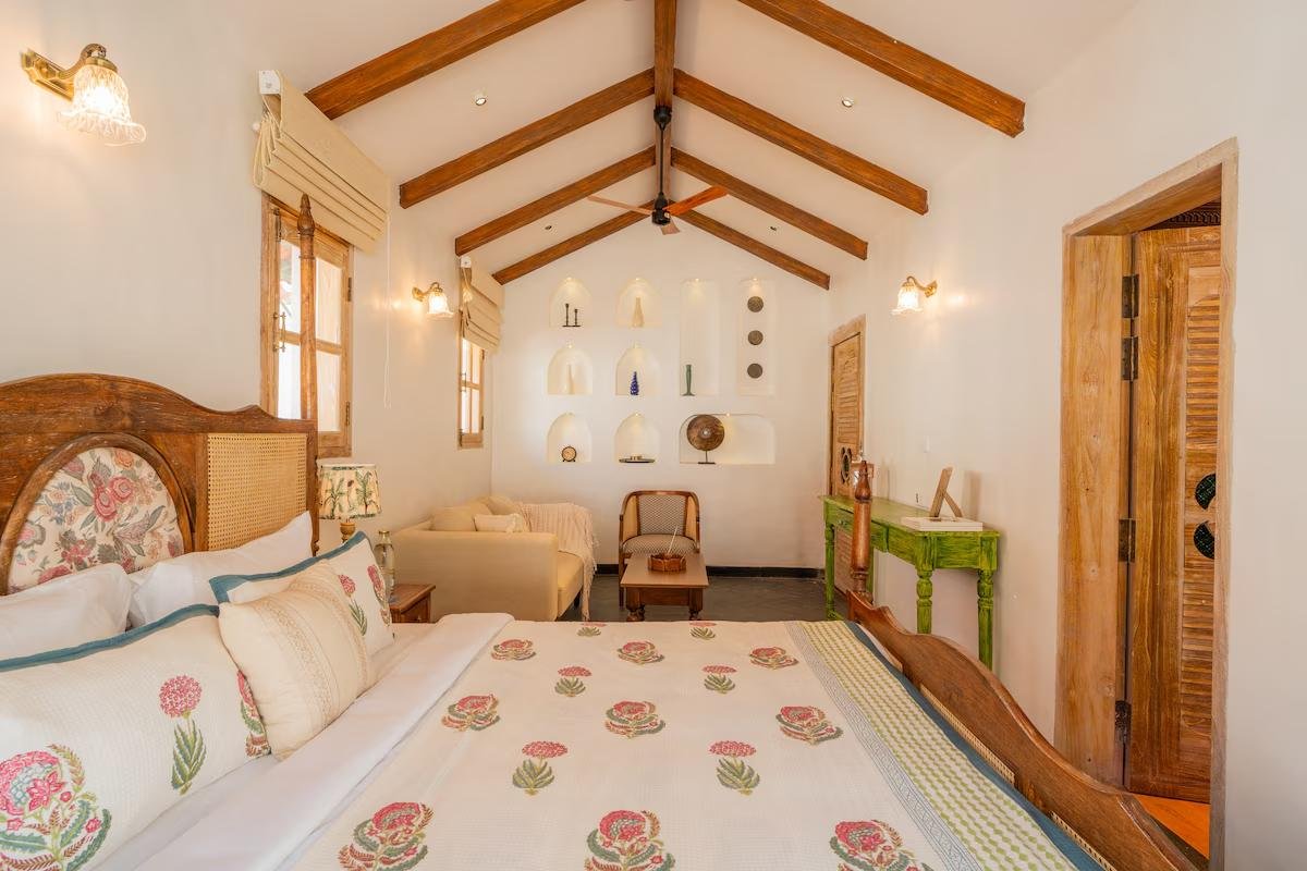3-BHK Escape W/Pool, Steam Room x Solis Nature