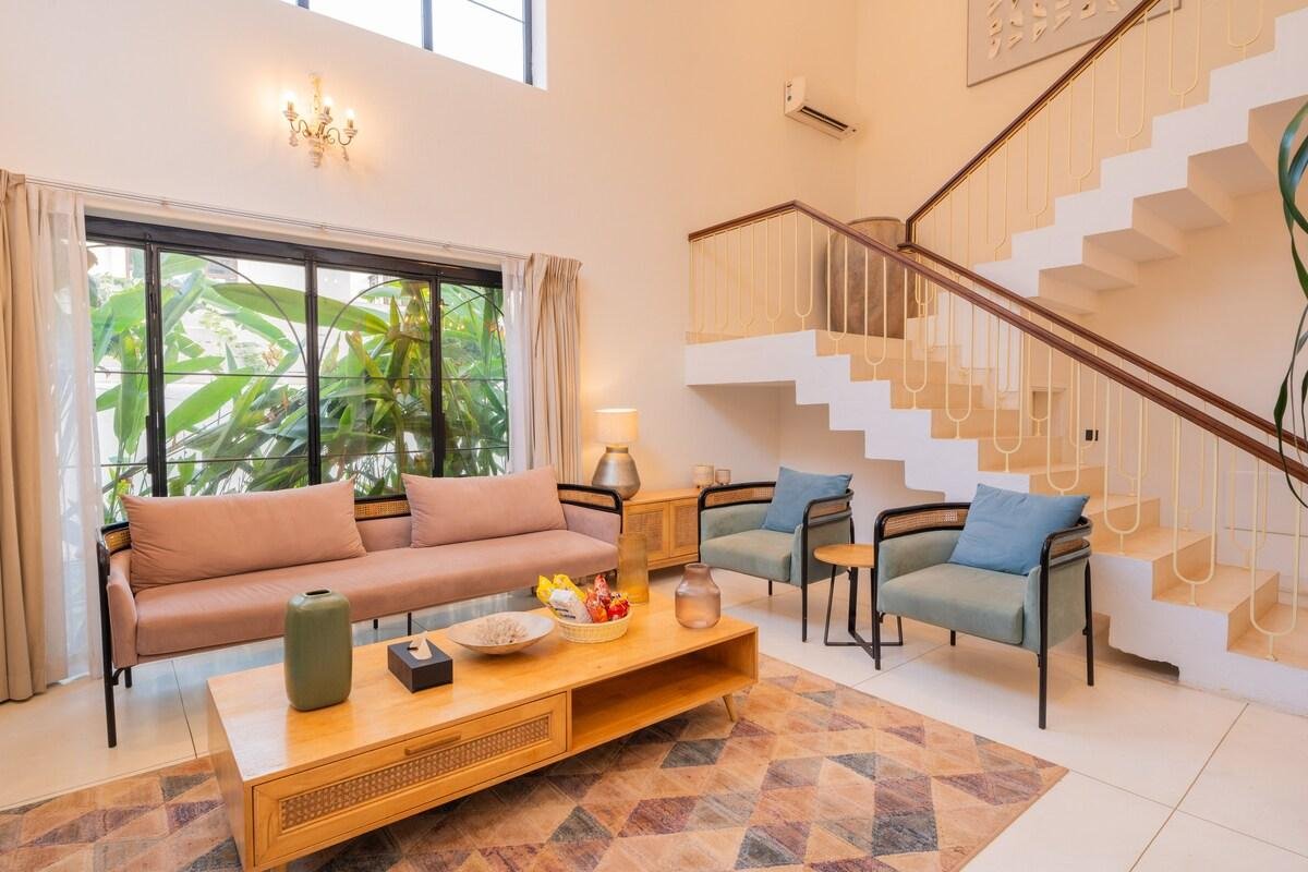 The Luxe 2 bhk Villa: Pvt Pool, breakfast & Beach x Solis Nature