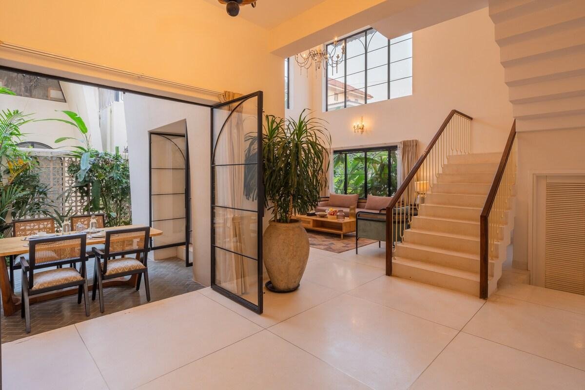 The Luxe 2 bhk Villa: Pvt Pool, breakfast & Beach x Solis Nature