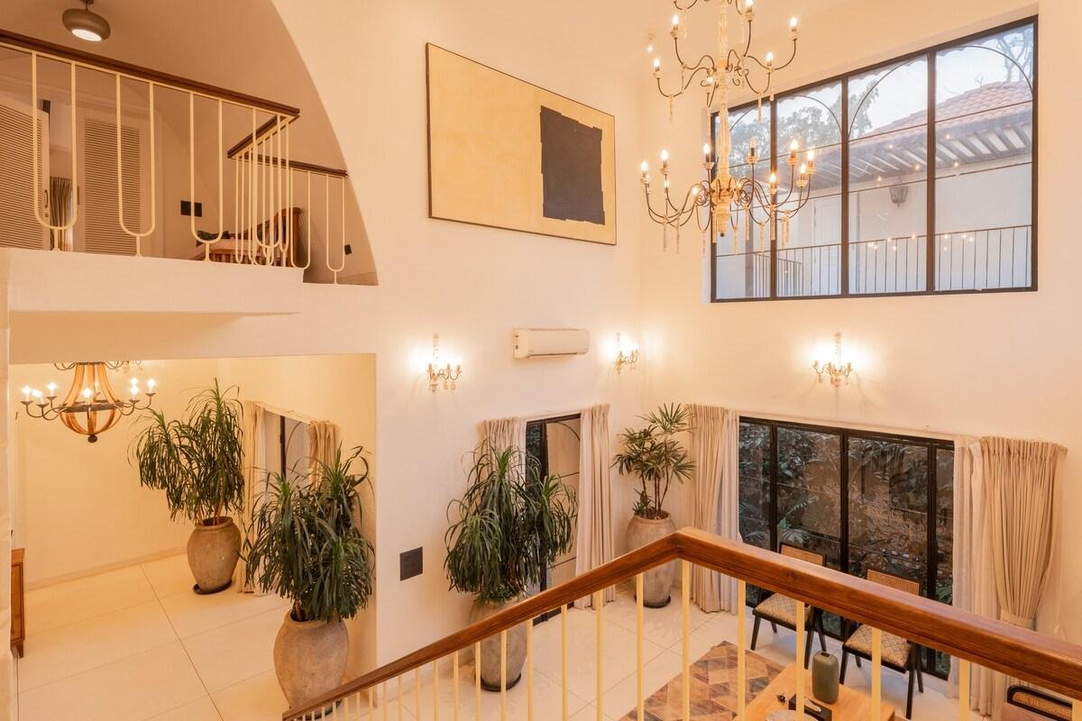 The Luxe 2 bhk Villa: Pvt Pool, breakfast & Beach x Solis Nature