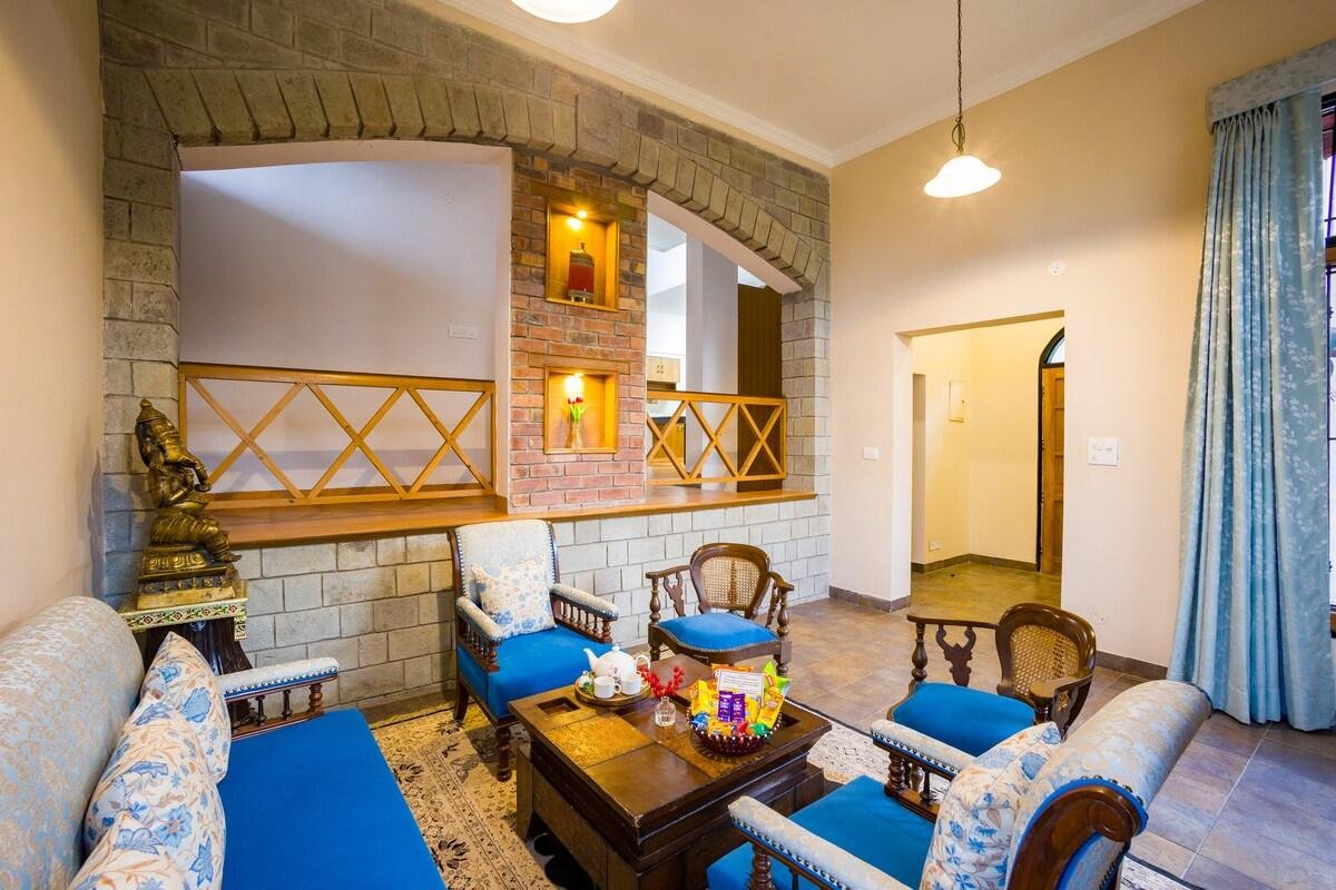 Alaya Stays Mehar Villa     3 bhk kasauli x Solis Nature
