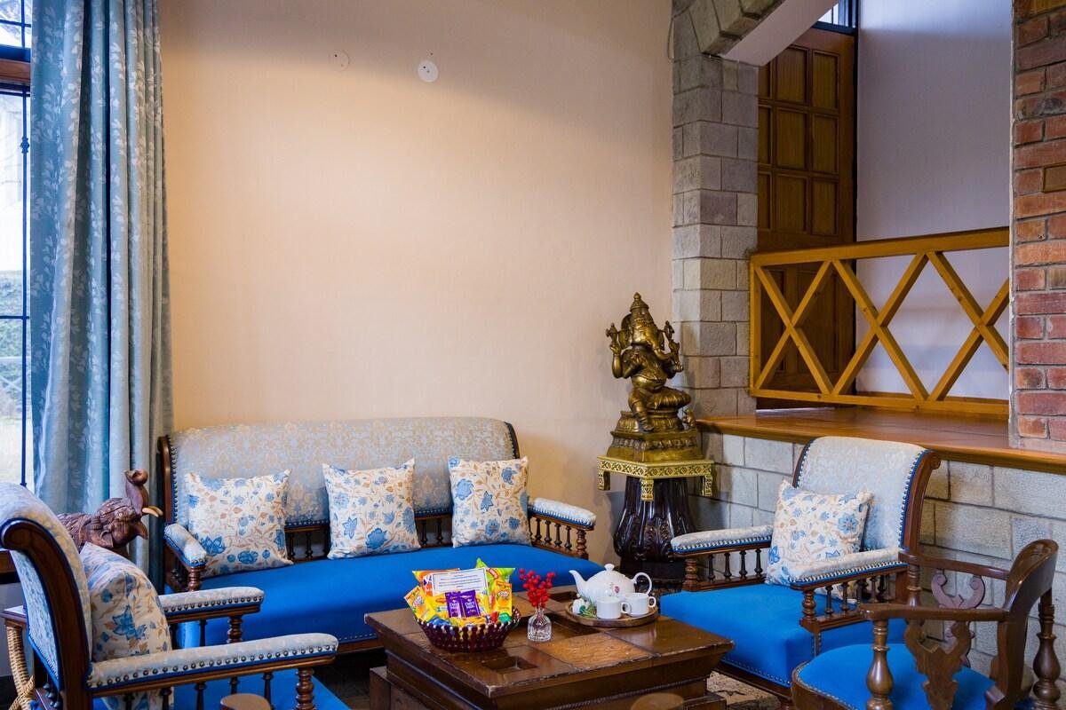 Alaya Stays Mehar Villa     3 bhk kasauli x Solis Nature