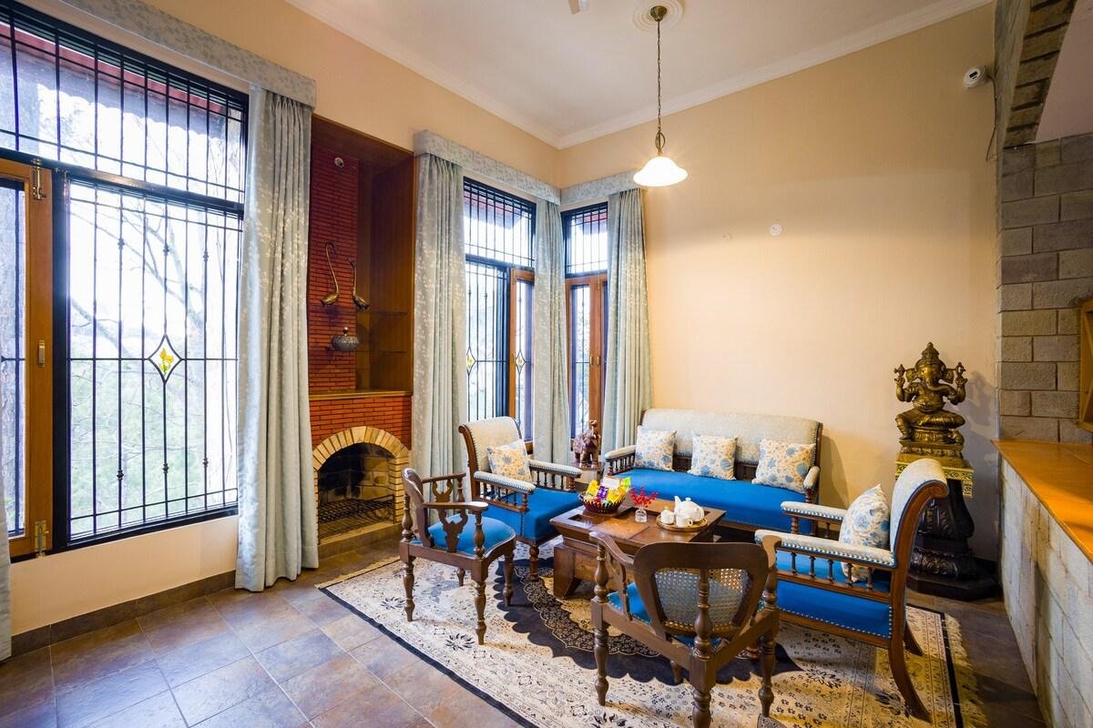 Alaya Stays Mehar Villa     3 bhk kasauli x Solis Nature