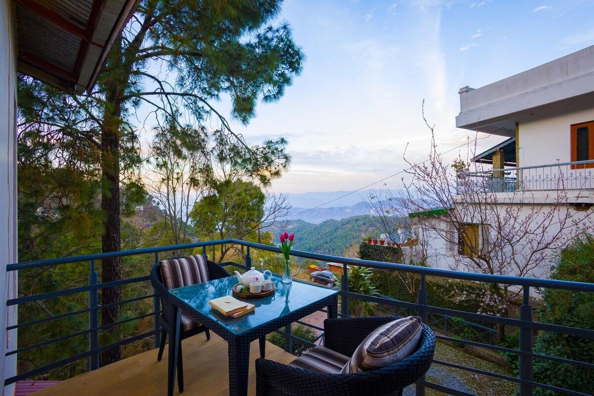 Alaya Stays Mehar Villa     3 bhk kasauli x Solis Nature
