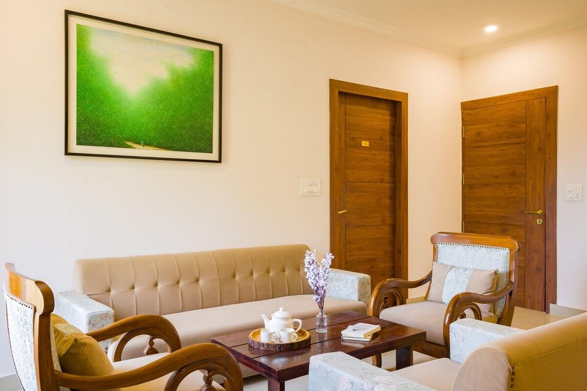 Alaya Stays Captain Nest   3 bhk x Solis Nature