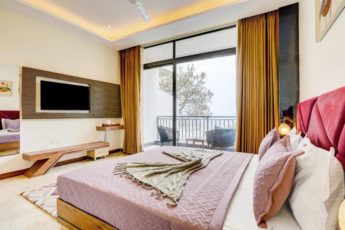 Alaya Stays Serene Woods (without balcony) x Solis Nature