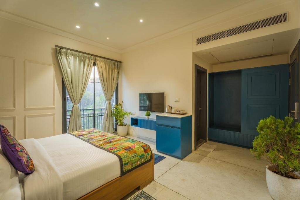 Tripli Hotels Blue Moon x Solis Nature