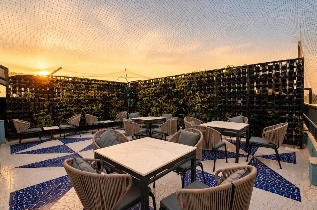 Tripli Hotels Blue Moon x Solis Nature
