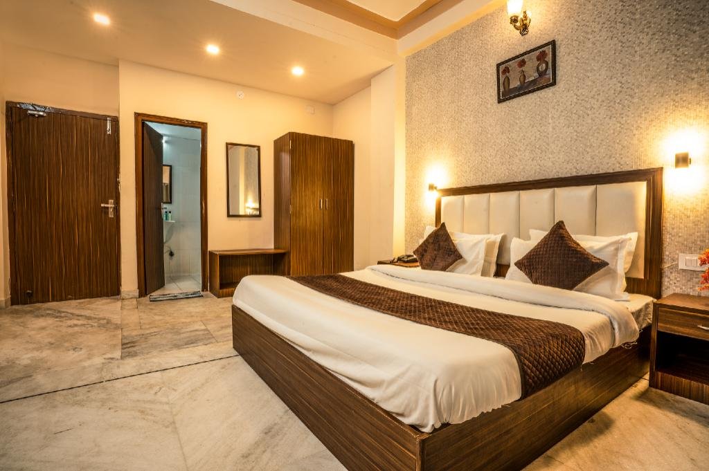 Tripli Udaipur x Solis Nature