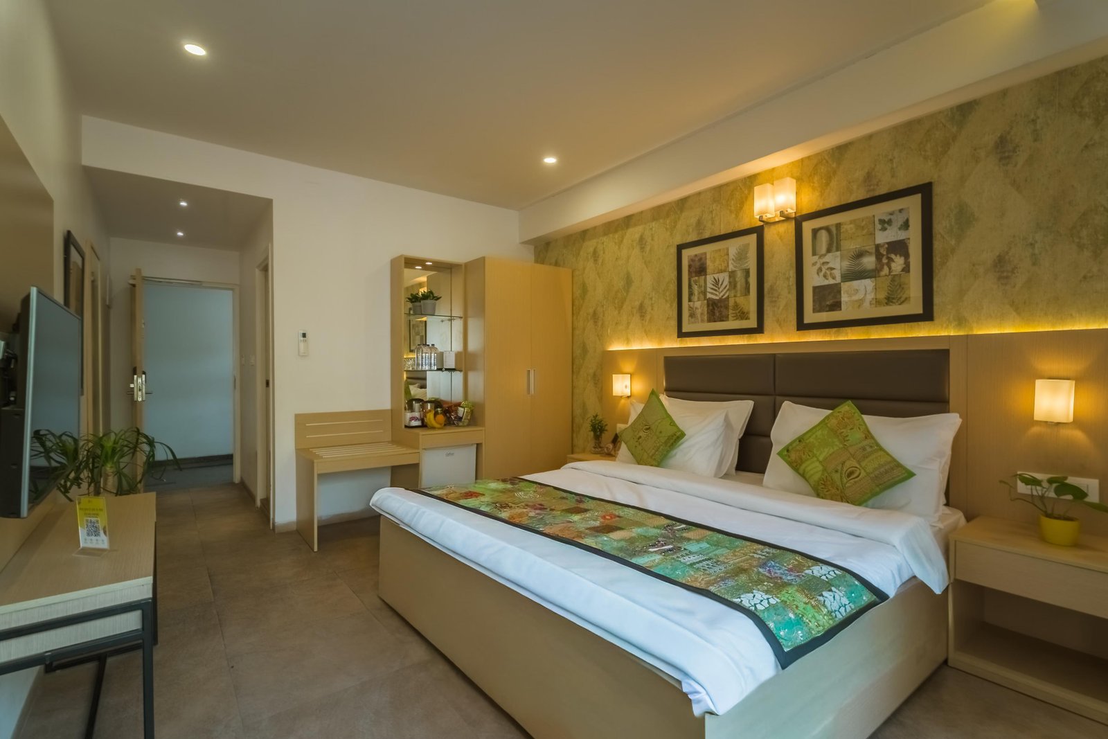 Tripli Hotels Shaurya Residency x Solis Nature