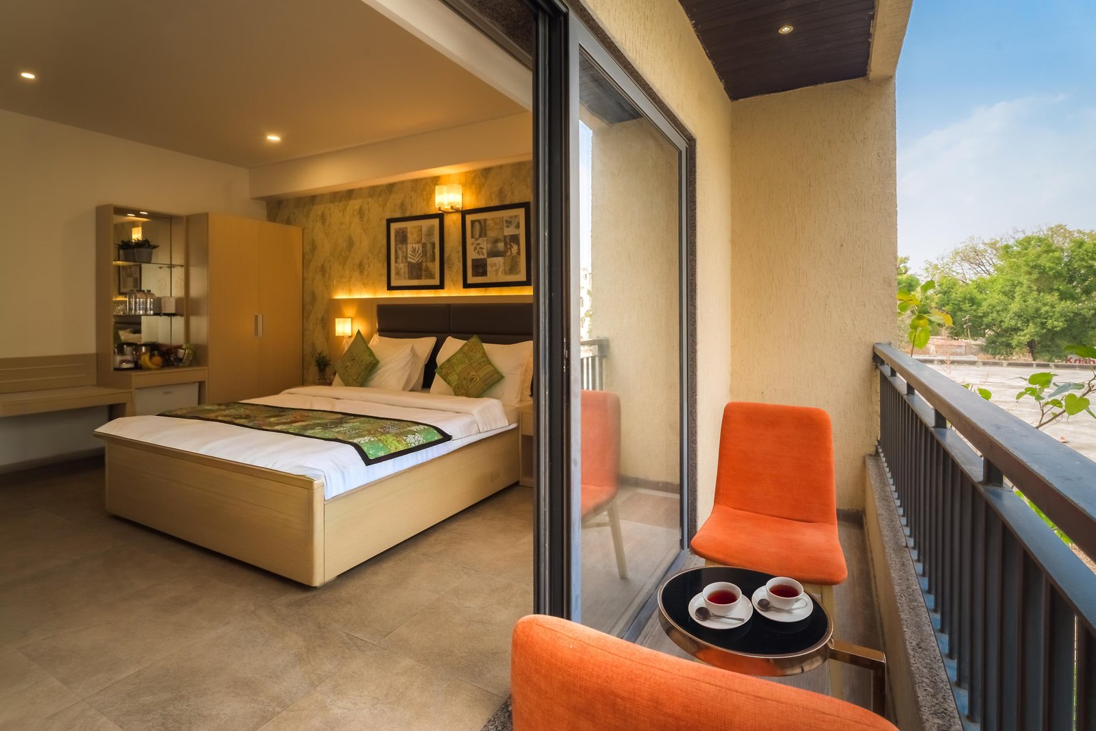 Tripli Hotels Shaurya Residency x Solis Nature