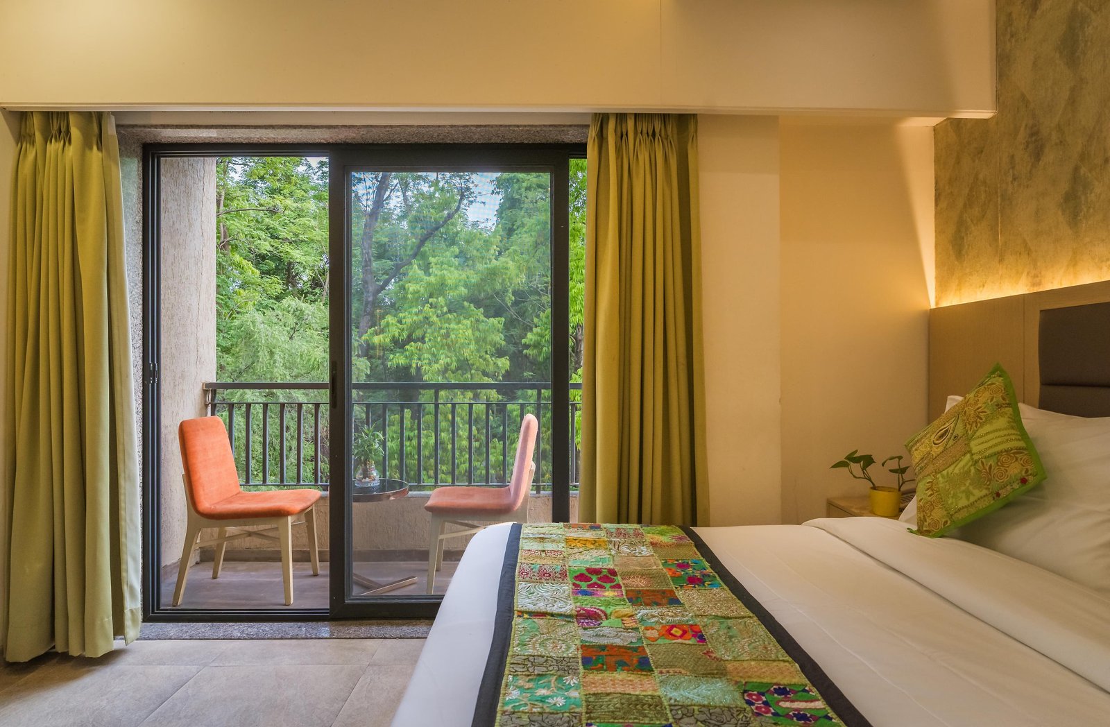 Tripli Hotels Shaurya Residency x Solis Nature