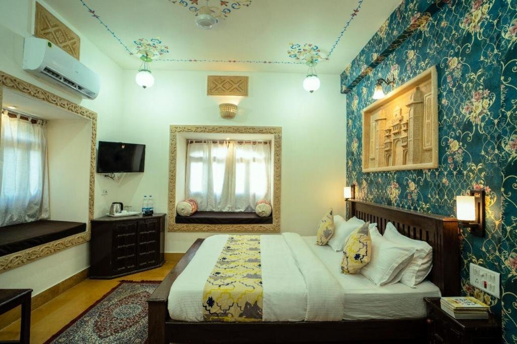 Tripli Hotels Prithvi Palace x Solis Nature