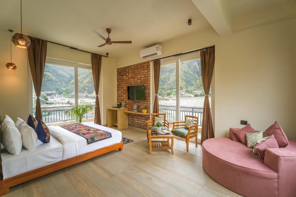 Tripli Hotels Sukritham x Solis Nature